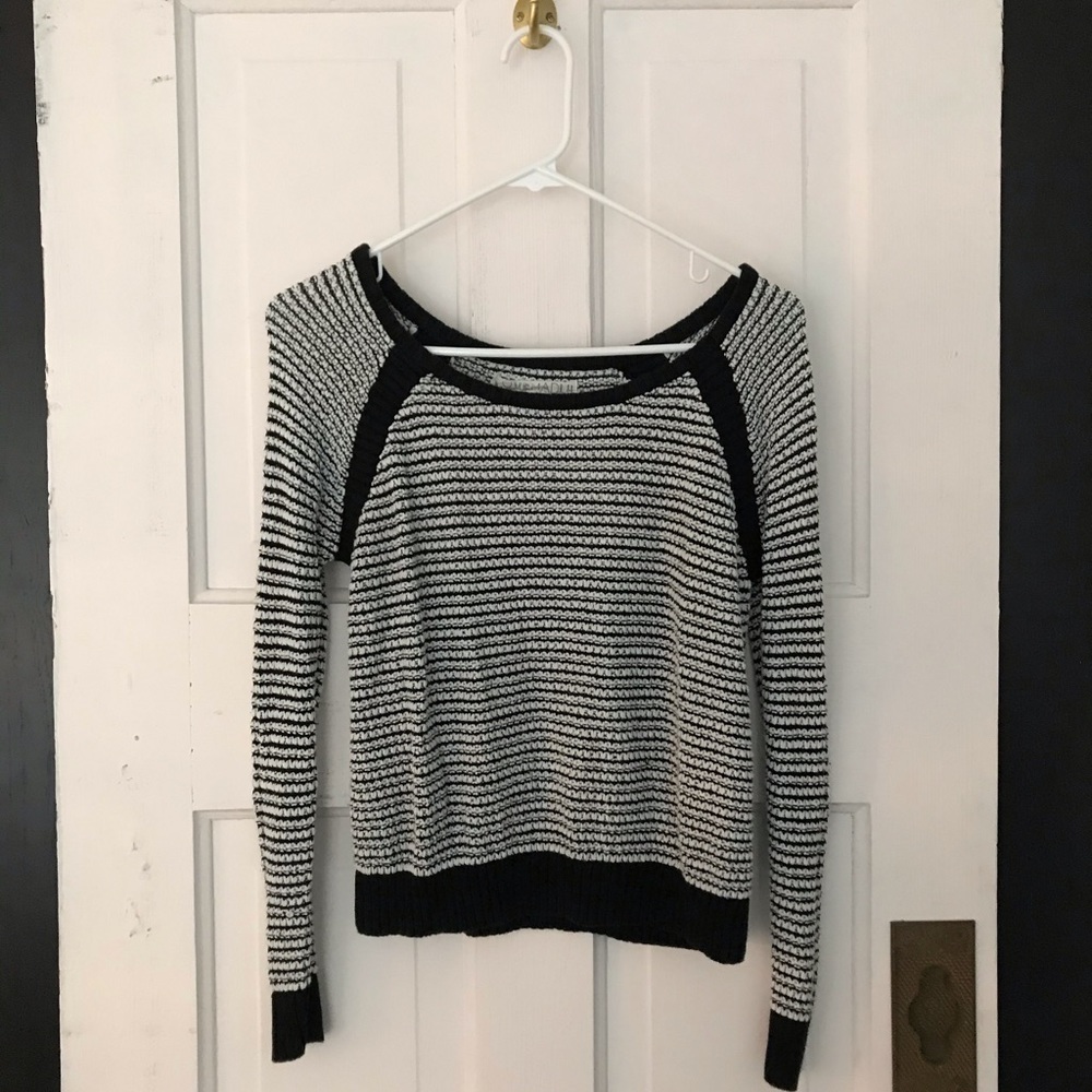 Black & white sweater